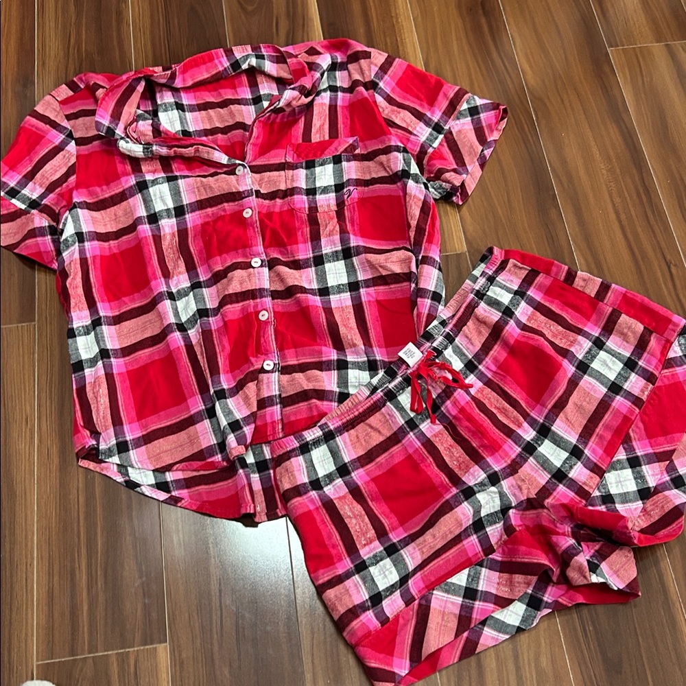 Medium Victoria’s Secret flannel pajama set